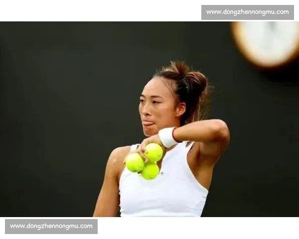 郑钦文发球破局!中国金花草地突围,袁悦张帅虽败犹荣 郑钦文发球破局!中国金花草地突围,袁悦张帅虽败犹荣