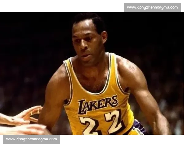 史密斯裸绞普莱斯豪取两连胜，统治级表现彰显实力差距