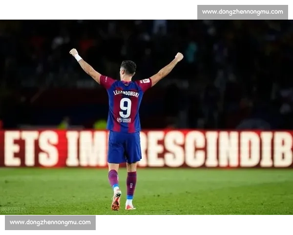 巴萨拒续莱万:42 球功勋明夏离队,青春革命压倒情怀 巴萨拒续莱万:42 球功勋明夏离队,青春革命压倒情怀