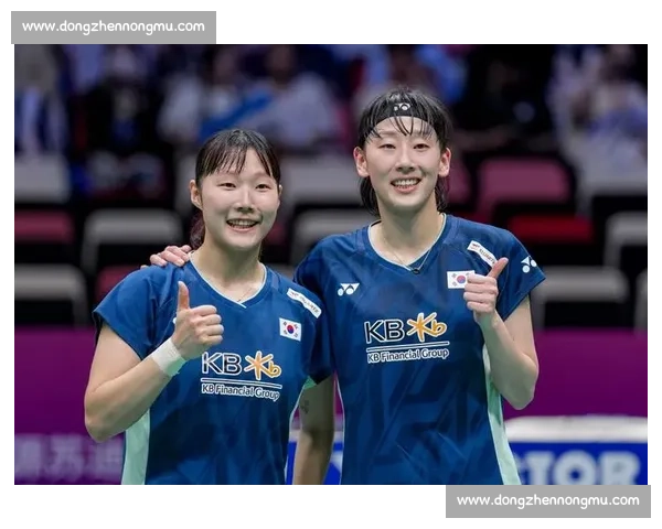 李绍希 白荷娜奶龙舞燃爆赛场！这波操作必须给满分！